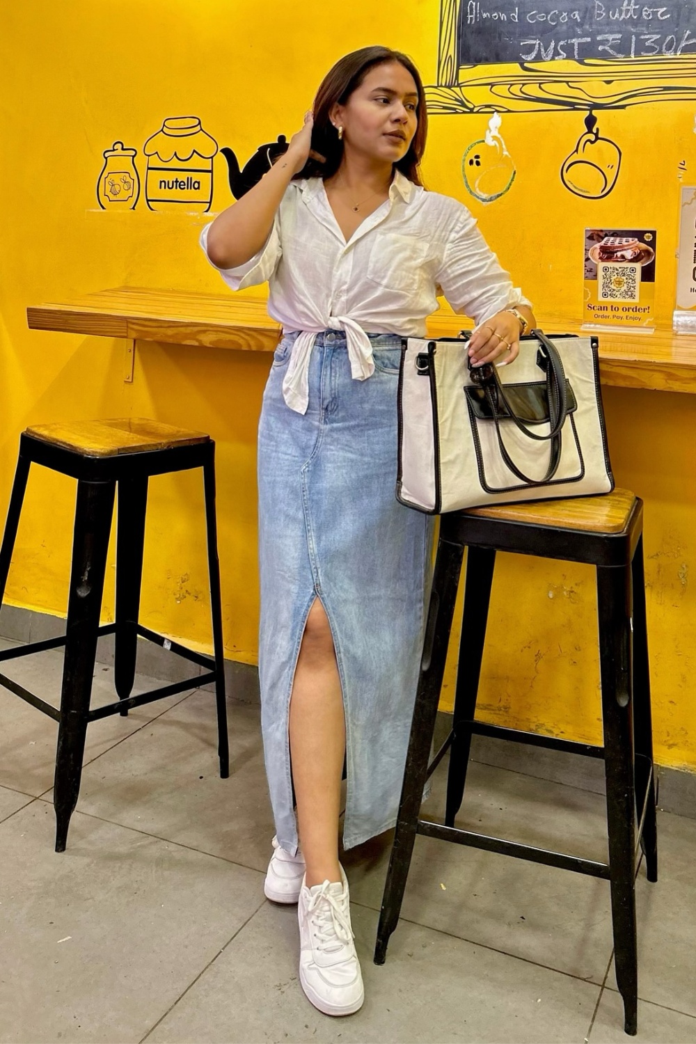 Summer Ready: Tied Shirt and Denim Skirt