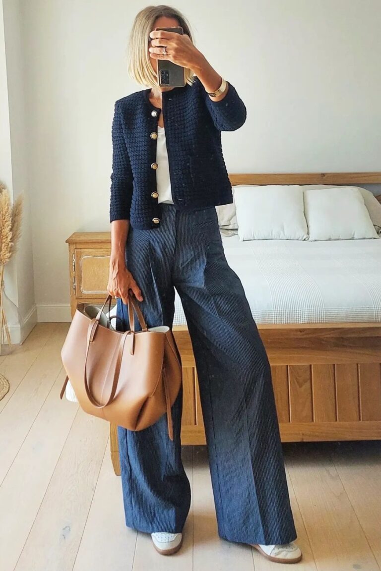 trendy white sneakers outfit women's