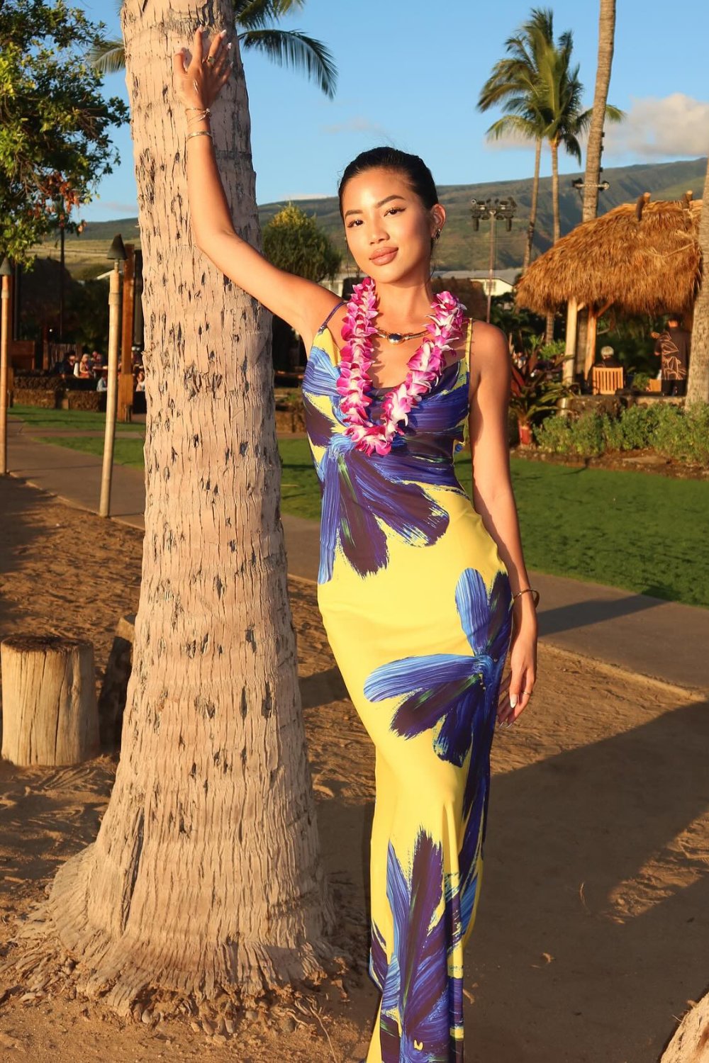 Yellow Floral Maxi Dress with Fitted Silhouette