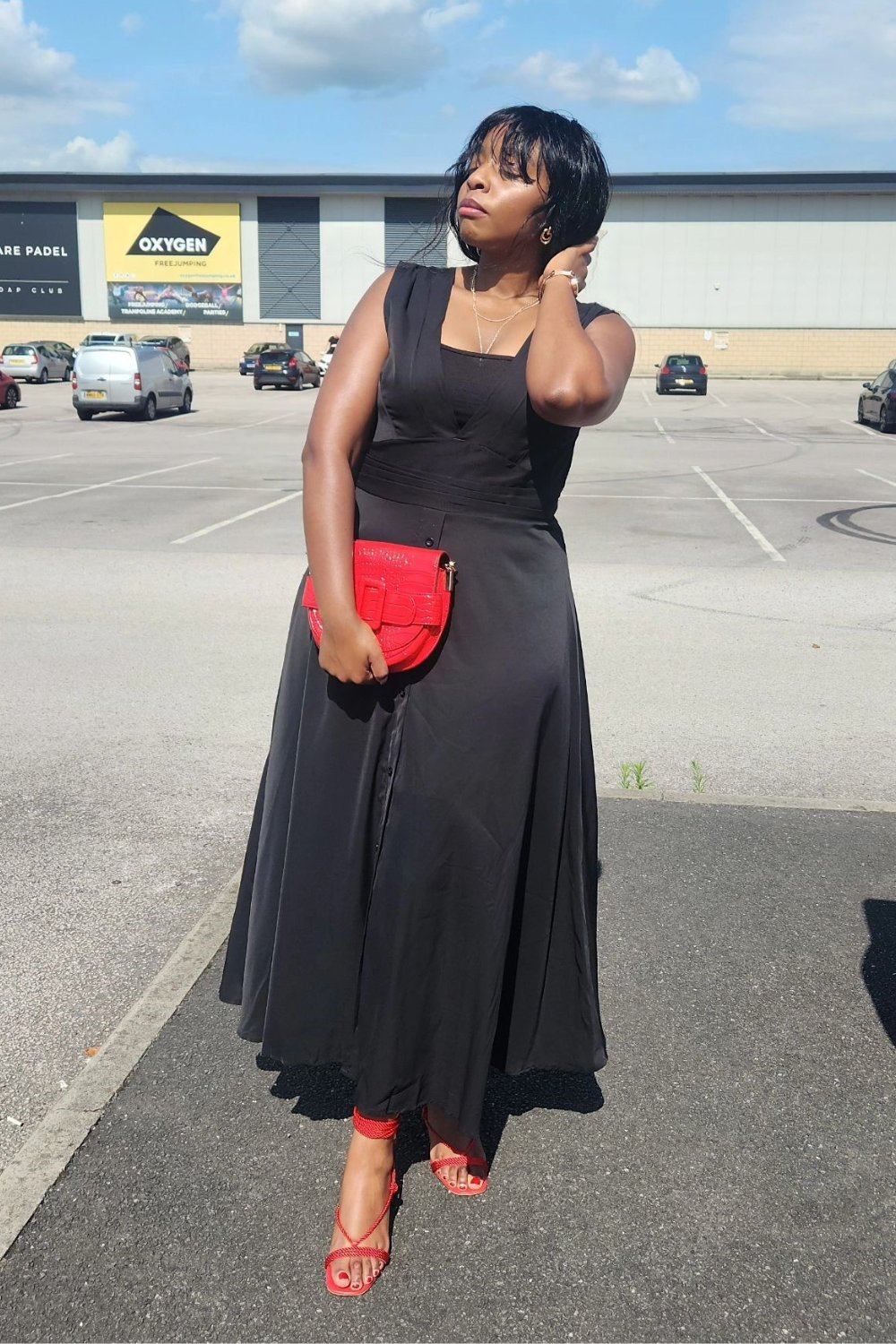 Black Sleeveless Maxi Dress