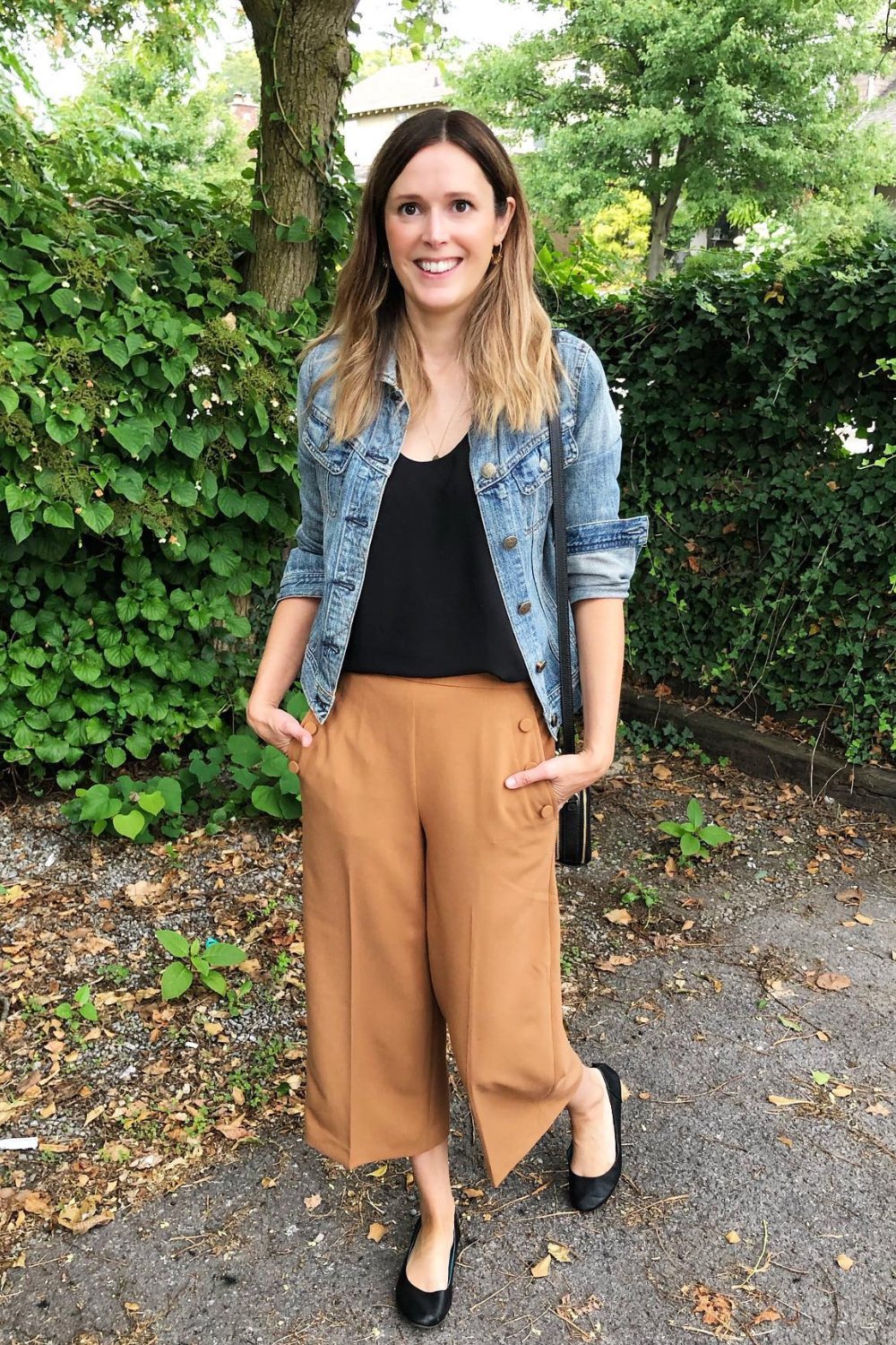 Black Tank Top, Camel Wide-Leg Culottes, Light Wash Denim Jacket