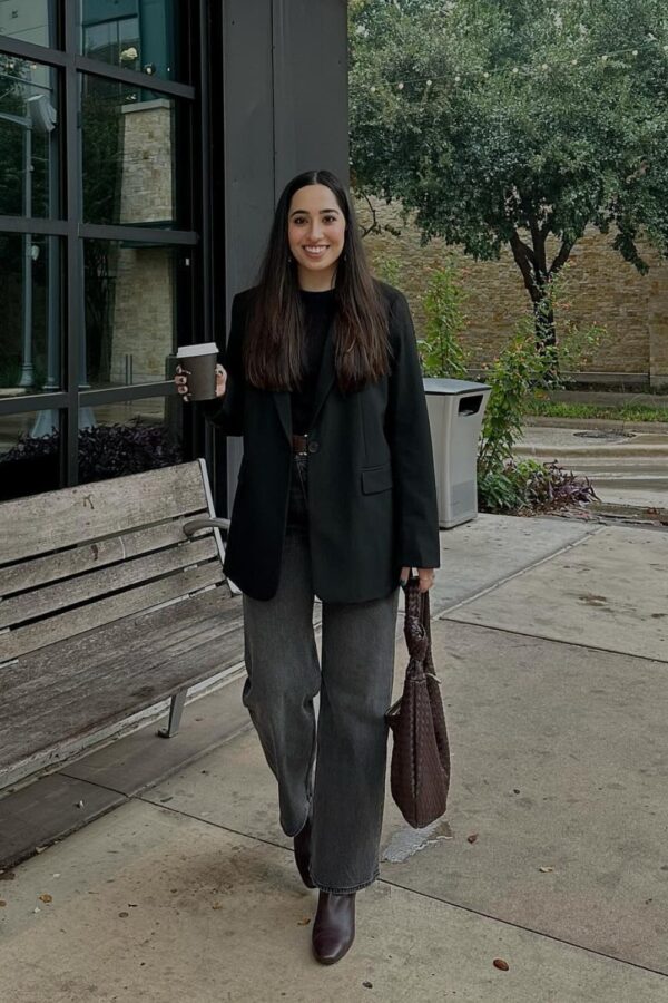 18 Effortlessly Chic Modest Outfits That Combine Style and Comfort