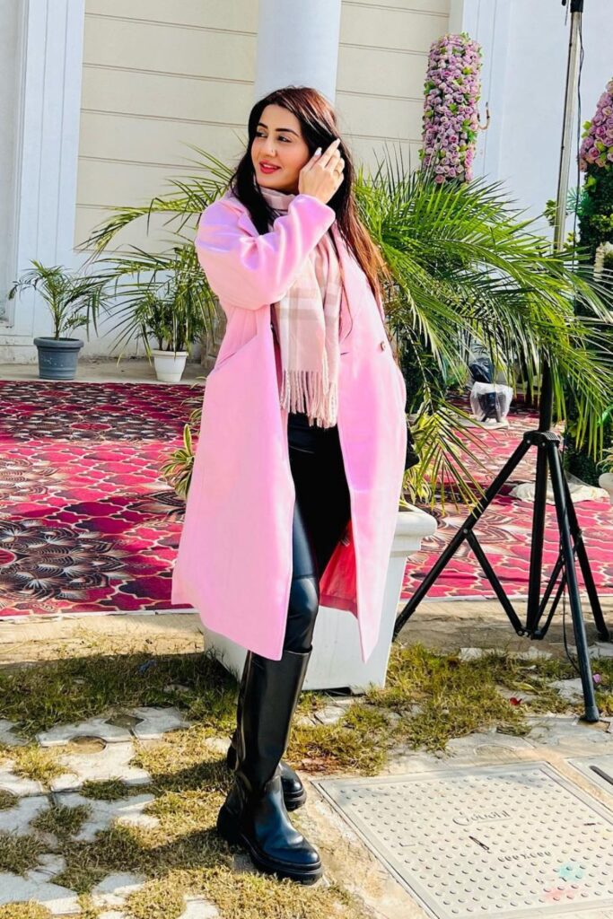 Long Pink Coat Winter Look