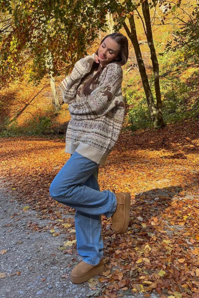 Cream Patterned Sweater and Wide-Leg Jeans