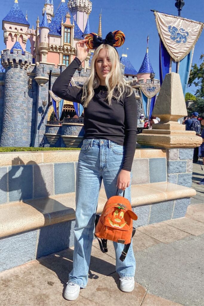 Long-Sleeve Top and High-Waisted Jeans