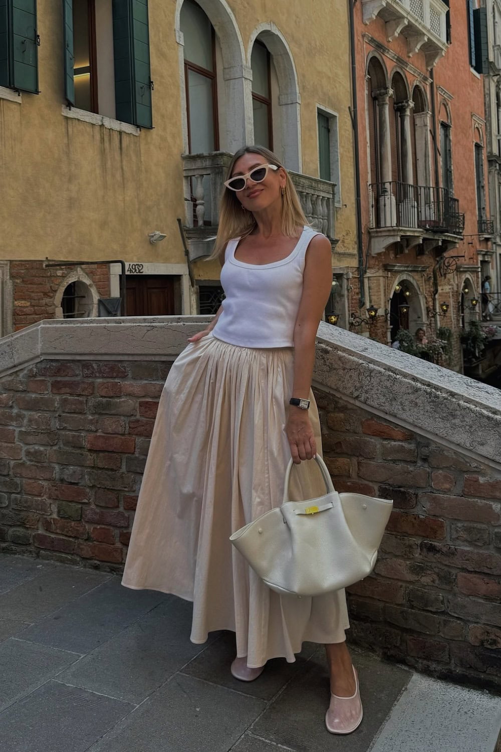 23-stylish-long-skirt-outfit-ideas-for-every-occasion