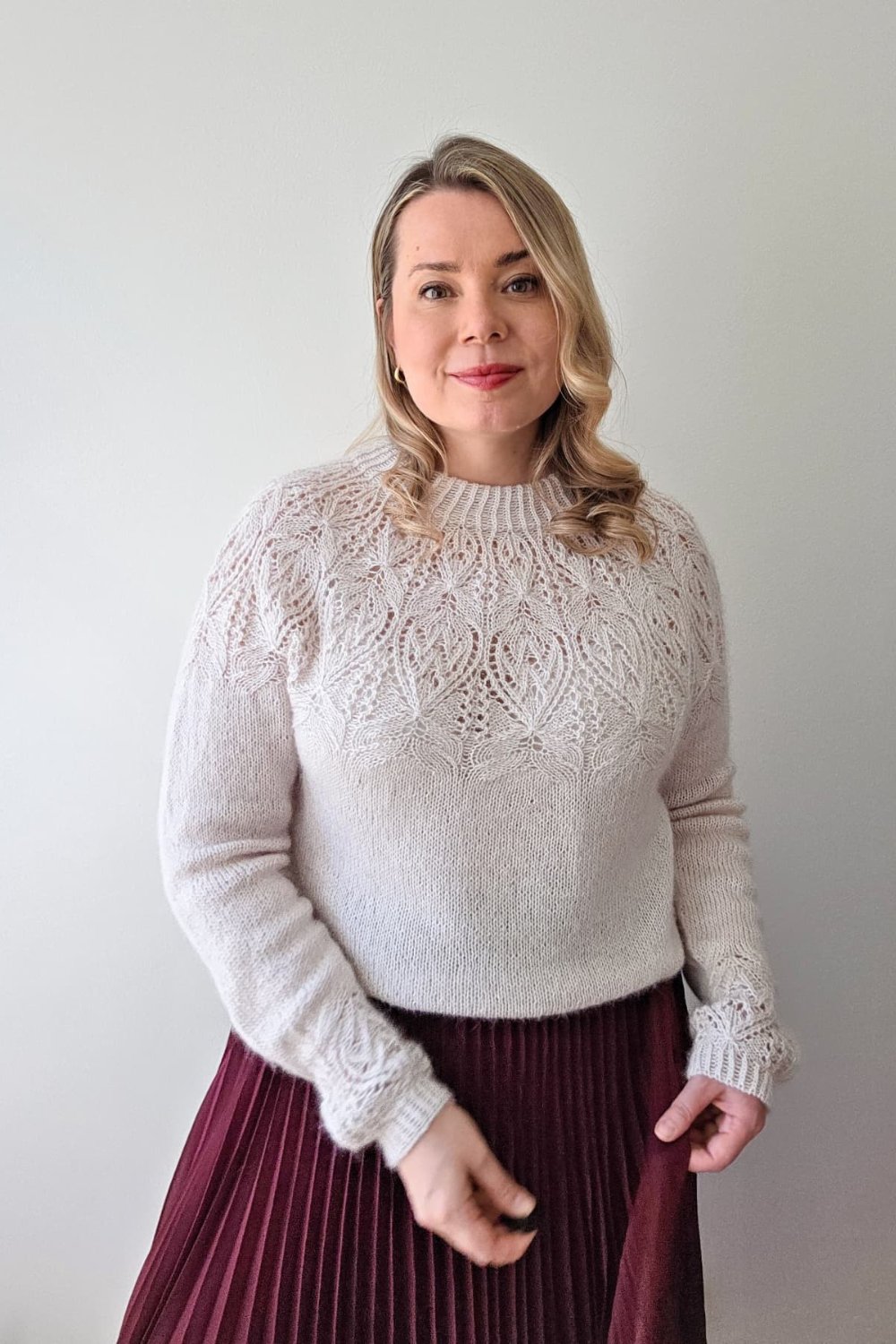 22 Chic Knitted Sweater Outfit Ideas