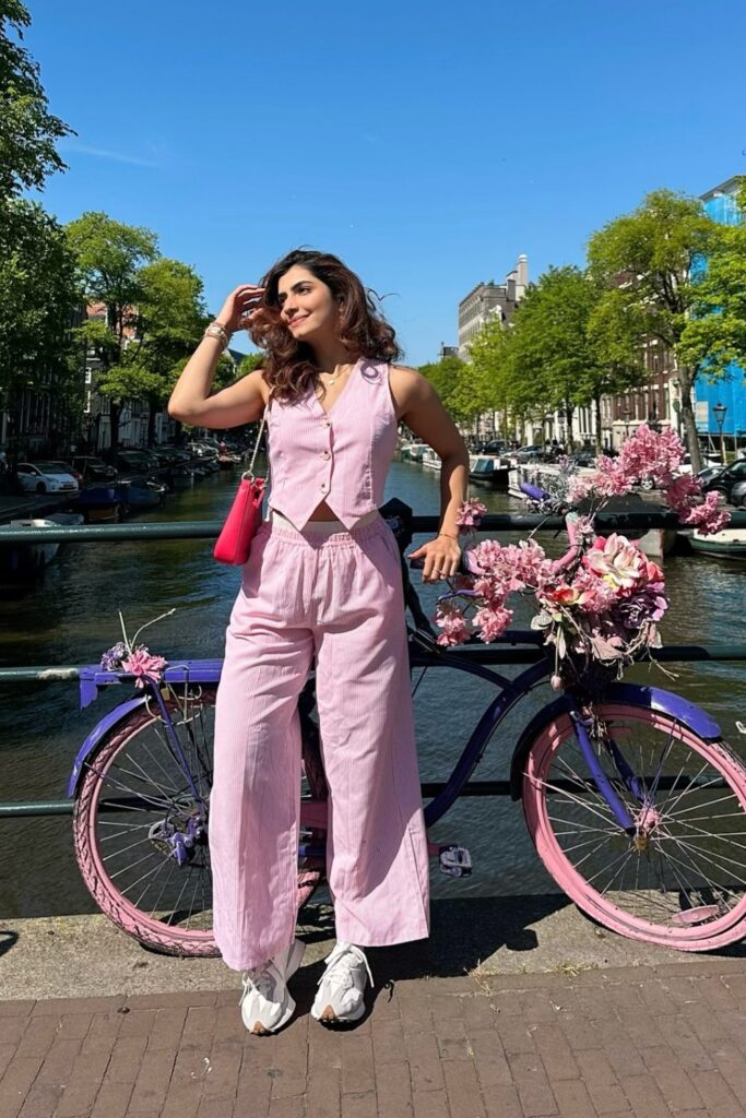 Pink Vest and Wide-Leg Pants
